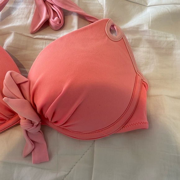 Victoria's Secret Push-Up Bathing Suit Top - Picture 5 of 5